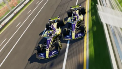 EA SPORTS™ F1® 25 LEVA O DRAMA A NOVOS PATAMARES COM O RETORNO DE PONTO DE FRENAGEM Confira o trailer AQUI e ligue seu motor Redwood City, Calif. – 24 de abril de 2025 – A Electronic Arts Inc. (NASDAQ: EA) revelou hoje um novo trailer empolgante de EA SPORTS™ F1® 25, convidando quem joga a tomar a liderança no próximo capítulo de Ponto de Frenagem, o modo história favorito dos fãs. Nesta continuação, fãs viverão os altos e baixos de se competir no topo do grid com a Konnersport enquanto aproveitam novas funcionalidades de jogabilidade, como maior atuação de quem joga, animações aprimoradas, e a possibilidade de levar a Konnersport e seus pilotos para outros modos de jogo. Ponto de Frenagem 3 traz de volta o ilustre elenco de personagens para enfrentar novos desafios com o desenrolar de sua história. Agora não mais como o azarão, a equipe Konnersport se encontra correndo contra os melhores do esporte. Porém, um evento dramático instaura o caos na equipe, testando seu talento, determinação e suas habilidades enquanto disputam pelo Título Mundial. O épico modo história irá agradar tanto veteranos quanto novos fãs com suas cinemáticas de ponta, jogabilidade na pista de tirar o fôlego, além de novas opções. F1® 25 permite que quem joga possa escolher com qual piloto da Konnersport jogar, junto a quatro níveis de dificuldades rebalanceados. A nova tecnologia NVIDIA Audio2Face entrega animações faciais mais complexas e a “Falando com a Imprensa” conta com uma apresentação mais autêntica nas entrevistas com pilotos. “Nós vimos a história de Ponto de Frenagem evoluir nos dois últimos capítulo, e estamos empolgados para que quem joga tome o controle da jornada de Aiden, Callie, e Devon como pretendentes à campeões mundiais”, disse Gavin Cooper, Diretor Criativo de F1® 25. “Sabendo o quão queridos são estes personagens, nós estendemos a experiência da Konnersport para outros modos para que eles possam continuar a moldar o futuro da equipe. Estamos permitiendo que quem joga possa levar a Konnersport para o Minha Equipe e para a Carreira de Piloto, permitindo que fãs criem novas histórias enquanto disputam contra o grid desta temporada” Apresentado pela primeira vez em 2021, Ponto de Frenagem acompanhou Aiden Jackson, um novato tentando deixar o seu legal contra o seu rival Devon Butler - um piloto que faria de tudo para alcançar o sucesso. A história continuou em F1® 23, com a estreia da equipe fictícia Konnersport e da nova protagonista Callie Mayer, a primeira mulher a vencer o Campeonato da F2™. Na sua continuação, Devon Butler, um piloto infâme no passado, teve sua perspectiva do esporte colocada de cabeça para baixo, abrindo uma vaga para a estreia de Callie na F1®. Após duas temporadas desafiadoras, a equipe melhorou suas colocações e cimentando os pilares da continuação da narrativa em F1® 25. De qualquer maneira, quem joga poderá aproveitar a história e ter uma experiência completa, independentemente se jogaram os títulos anteriores. EA SPORTS™ F1® 25, um jogo oficial do Campeonato Mundial de Fórmula Um da FIA™, será lançado para consoles PlayStation®5, Xbox Series X|S e para PC no dia 30 de maio. Quem realizar a pré-compra* da versão F1® 25 Iconic Edition exclusiva do digital terá até três dias de acesso antecipado receberá uma variedade de conteúdos ligados à estrela da capa Lewis Hamilton e ao filme F1, além de uma seleção de pinturas da temporada de 2025 para serem utilizadas no modo Time Trial de F1® 24***que estarão disponíveis de imediato, e muito mais. Quem já possuir F1 23 ou F1 24 terá 15%† de desconto na Iconic Edition. Membros EA Play†† também terão acesso antecipado ao jogo, recompensas mensais no jogo e pode economizar até 10% nas compras digitais EA, incluindo PitCoins, o jogo completo e DLC. Mais detalhes em EA Play.