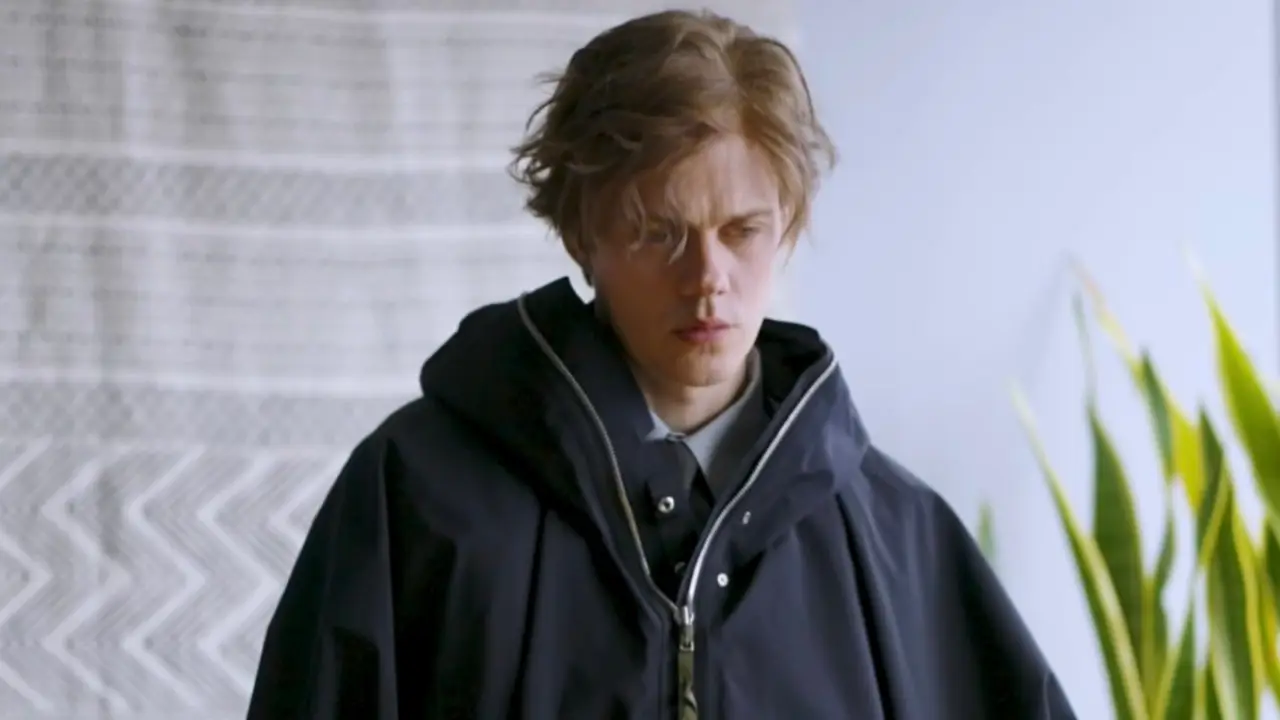Physint-Bill Skarsgård,